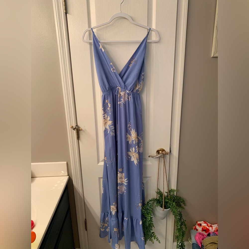 Womens size medium LuLus dress